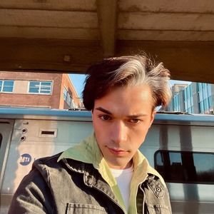 Meet your Posher, Derek